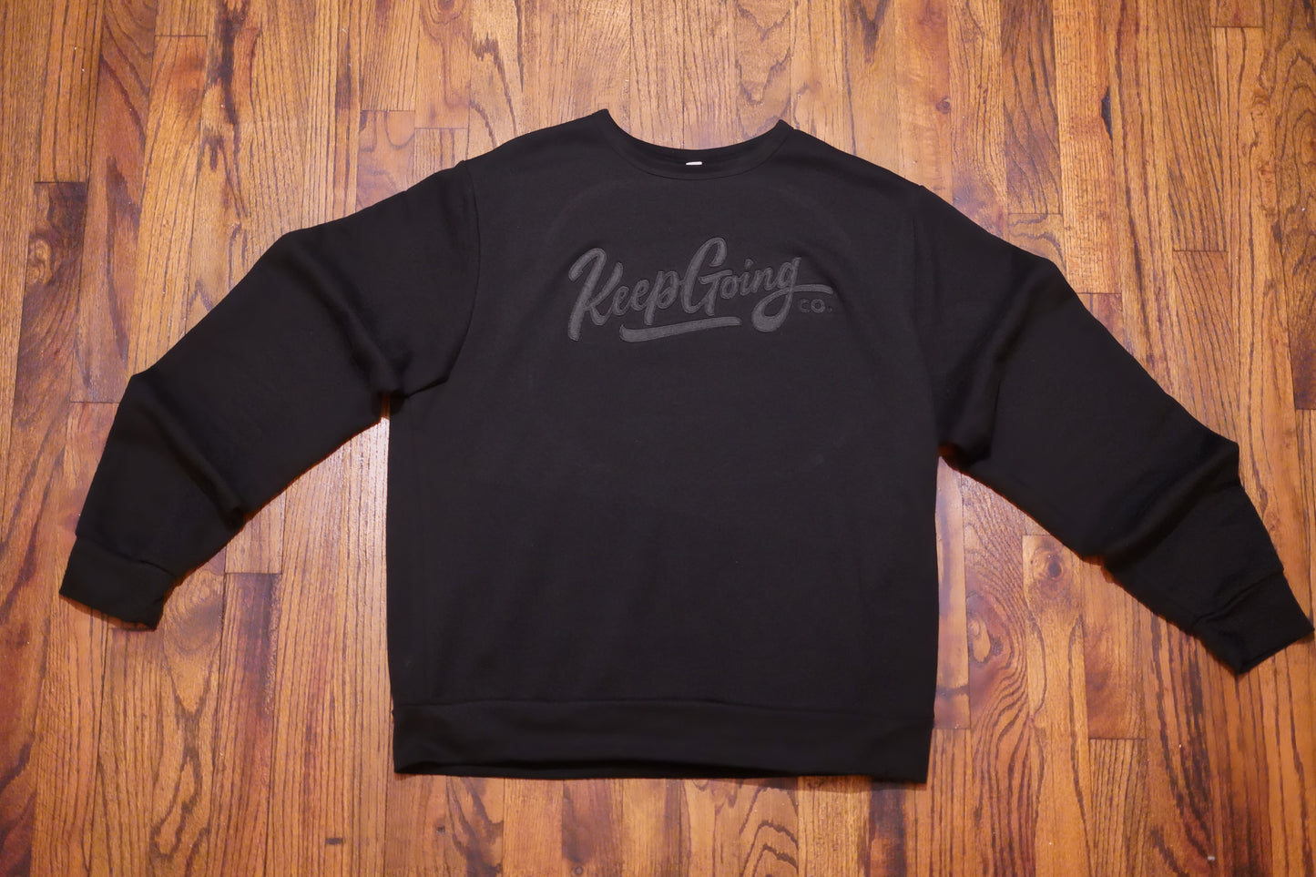 Black: Sp Flc Classic Crwnck w/ Tackle Embroidery